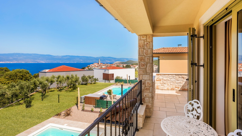 Villa Isla Blue 2 heated pool&welness Krk