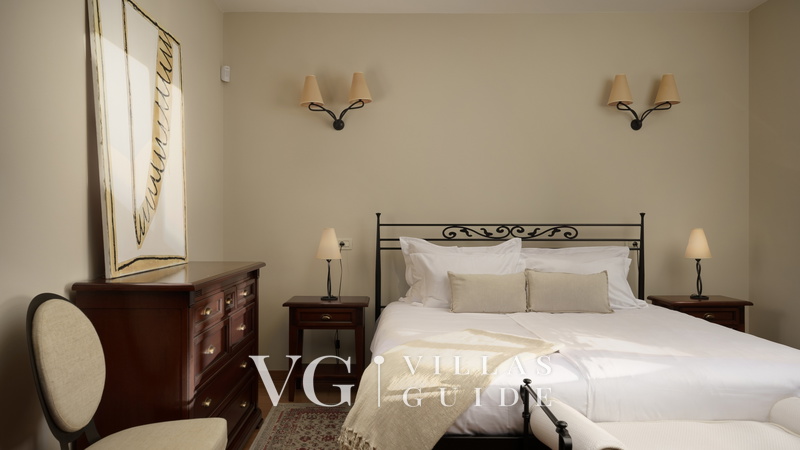 Villa Malipiero Estate Bedroom