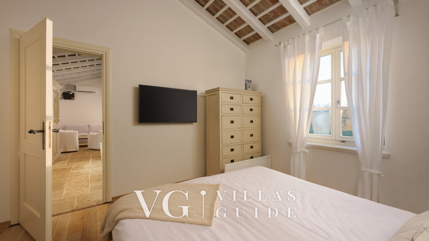 Villa Malipiero Estate Bedroom