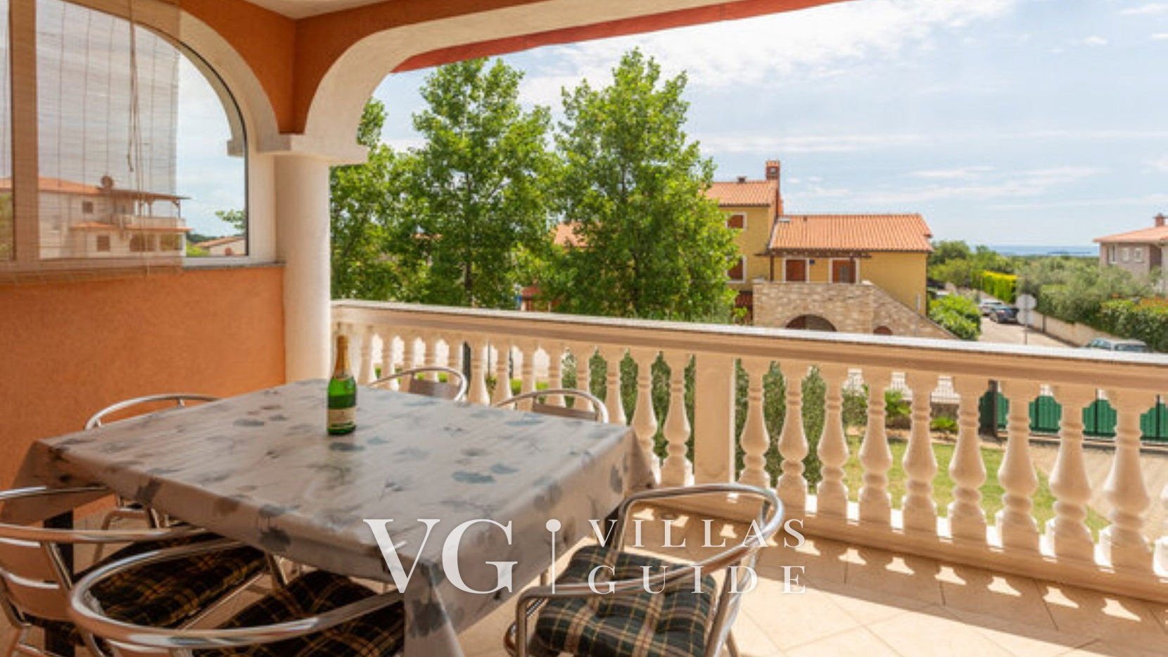 Apartman Benni Garden and property exterior