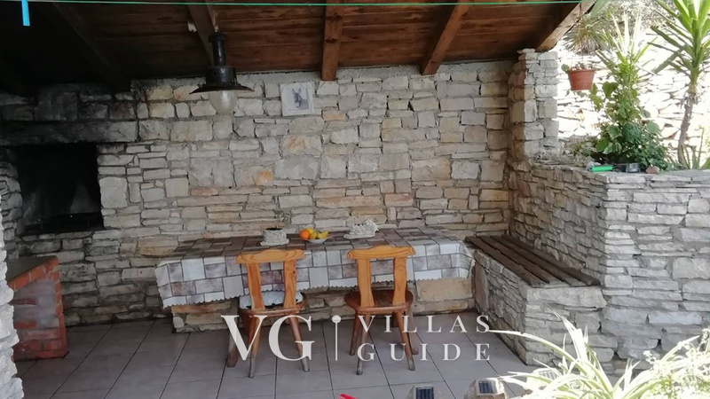 Robinson’s House Maya