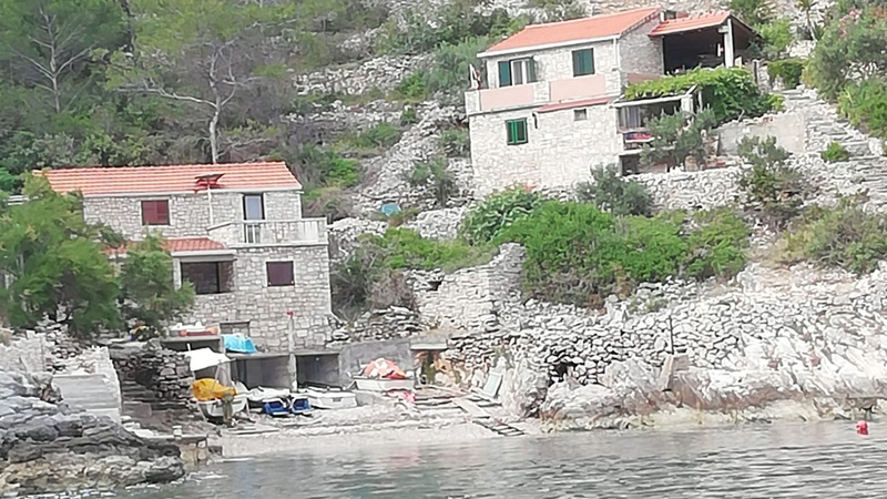 Robinson’s House Maya