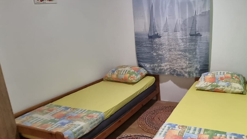 Robinson’s House Maya