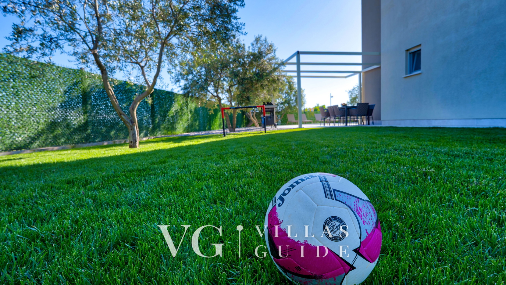 Villa Roka Zusatzinhalte