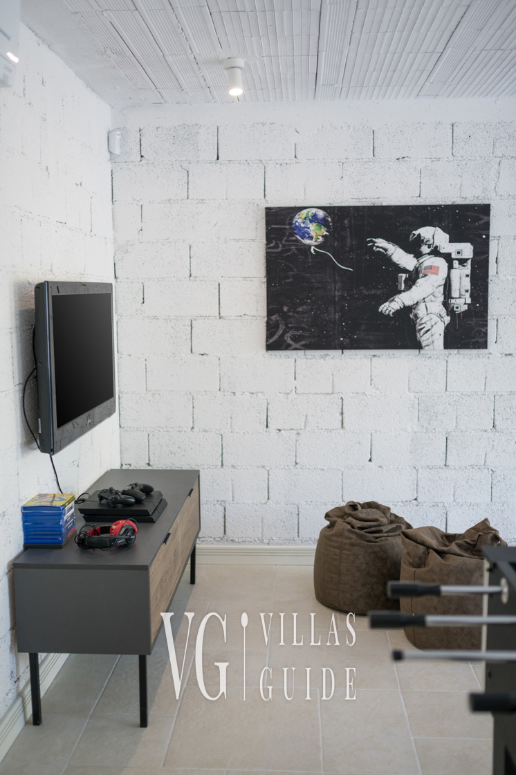 Casa Flavia Additional content