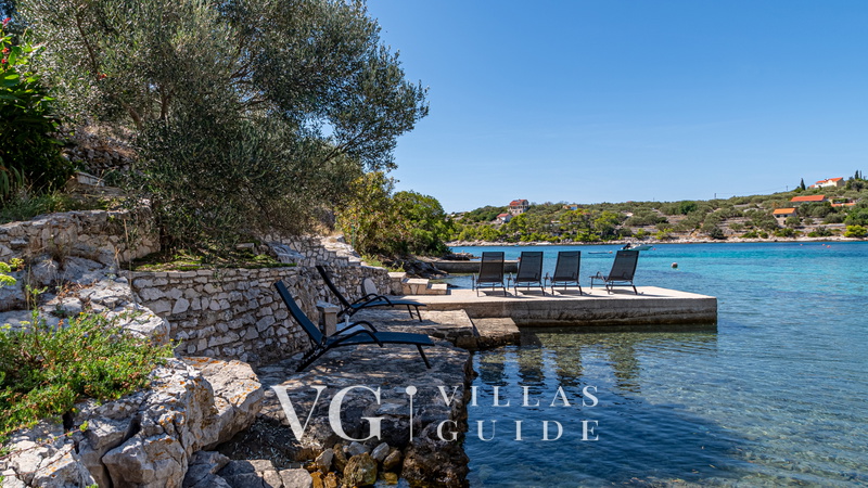 Seafront Villa Naty Microlocation