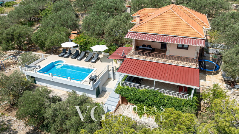 Seafront Villa Goga Pool