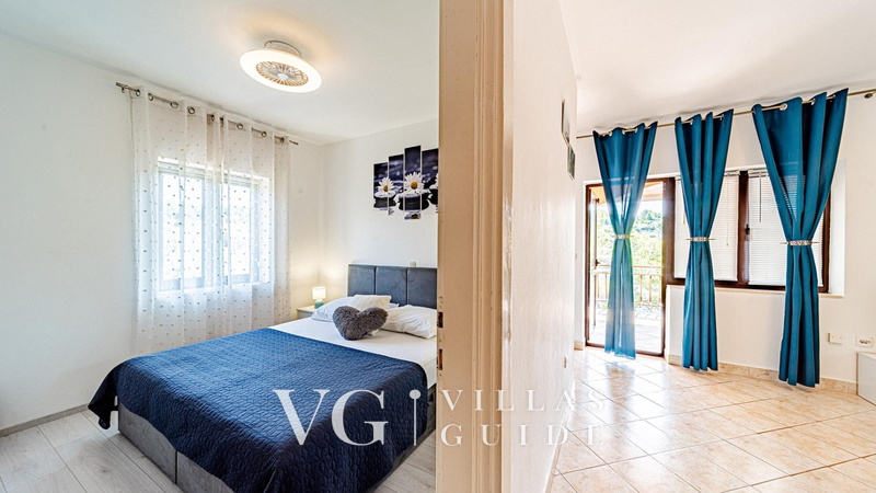 Seafront Villa Goga Schlafzimmer