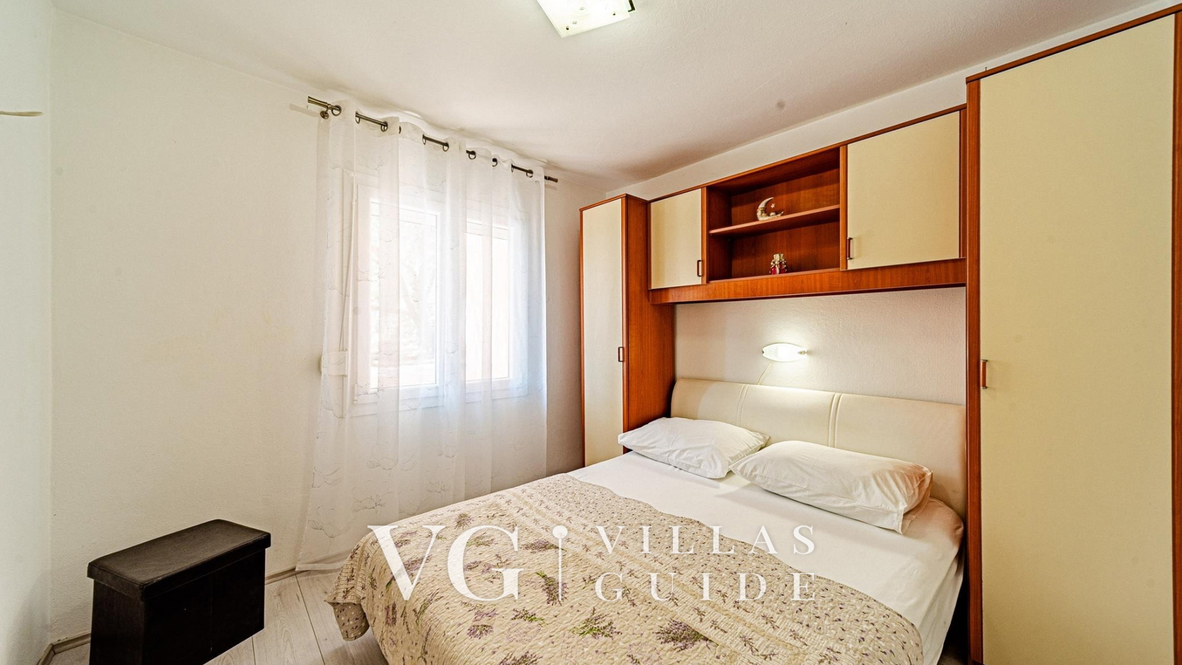 Seafront Villa Goga Schlafzimmer