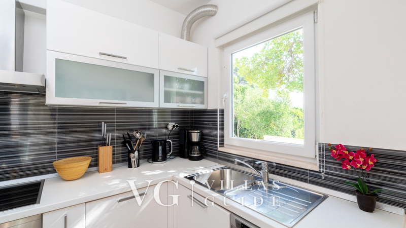 House Bolero with pool Kuhinja