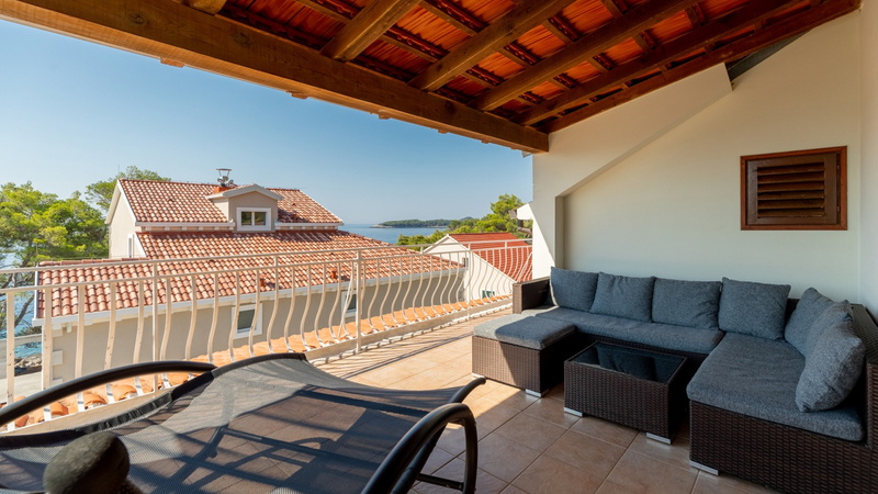 House Bolero with pool