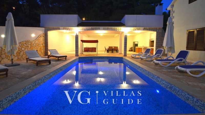 House Bolero with pool