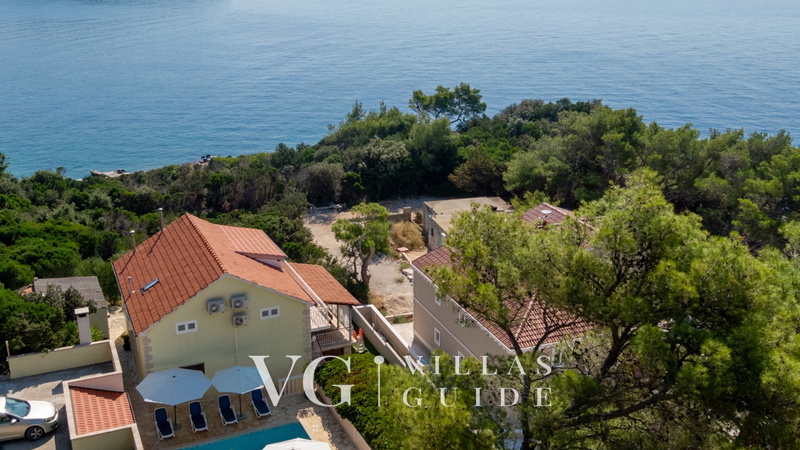 House Bolero with pool Mikrolokacija