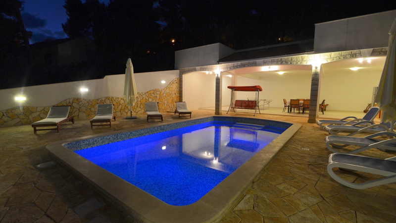 House Bolero with pool