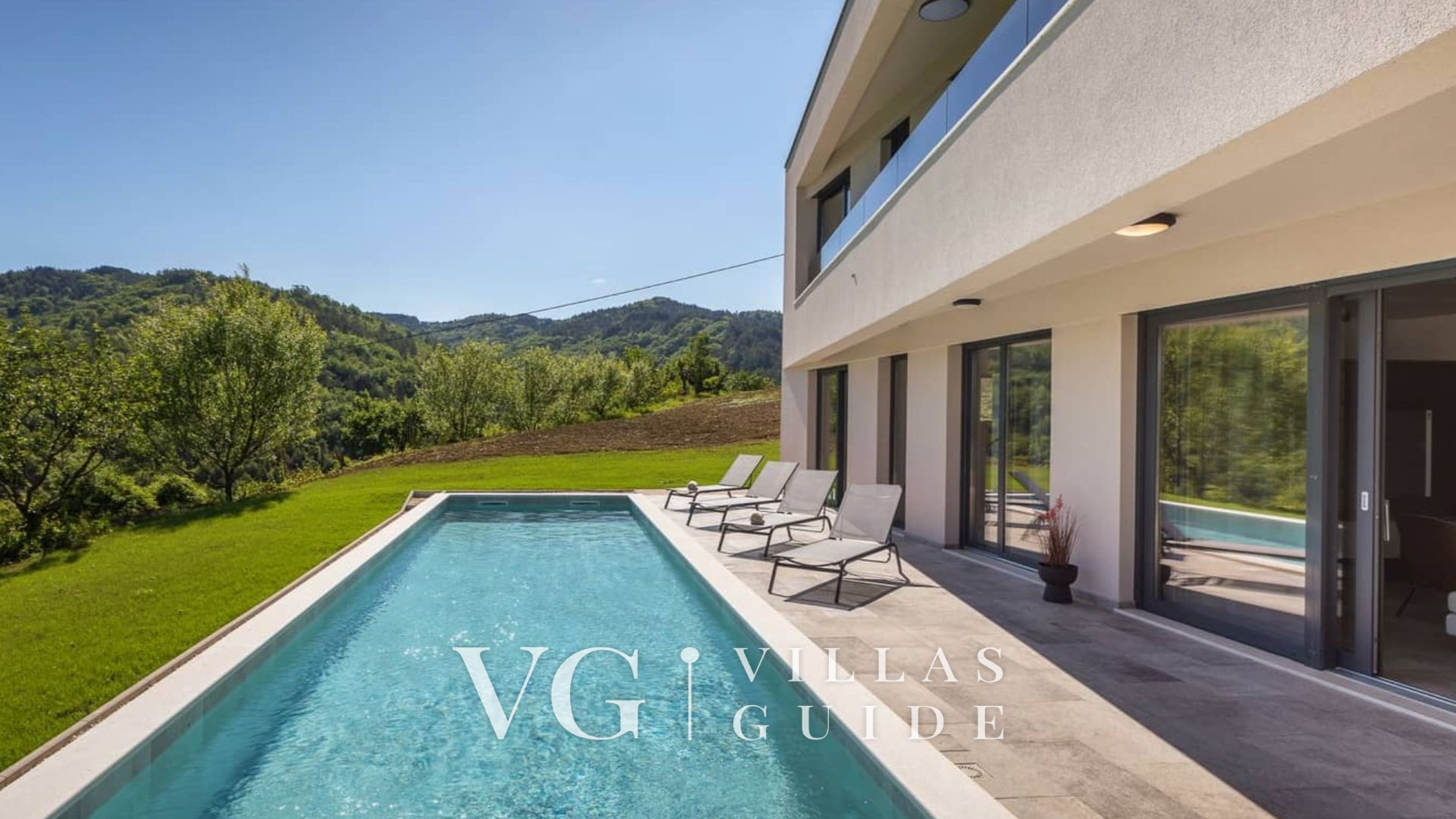 Butoniga Hills Piscina