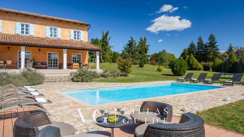 Villa Primavera pool&pet friendly Grožnjan Pool