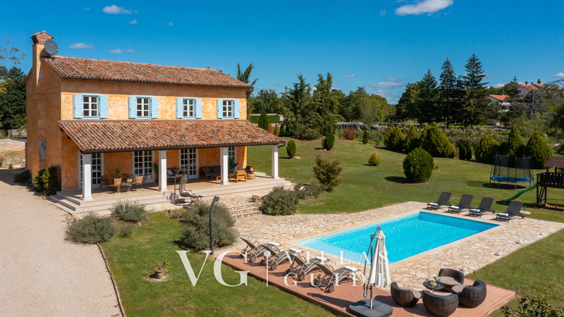 Villa Primavera pool&pet friendly Grožnjan