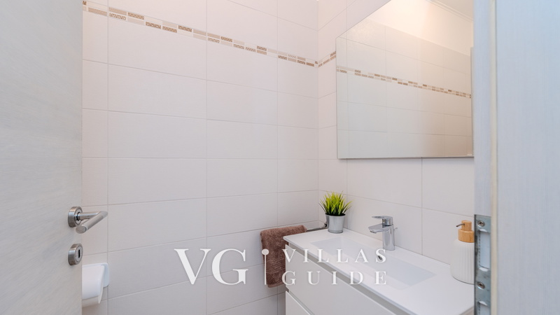 Villa Lusia pool&sauna Opatija WC za goste