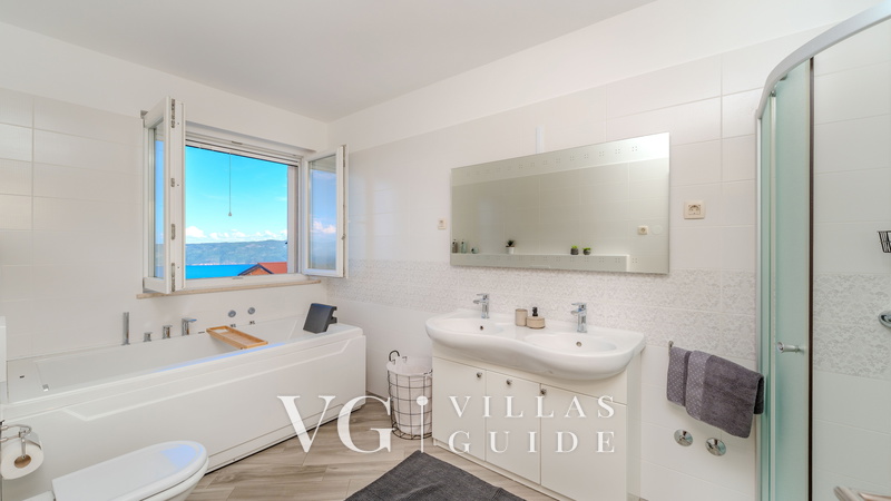 Villa Lusia pool&sauna Opatija Kupaonica