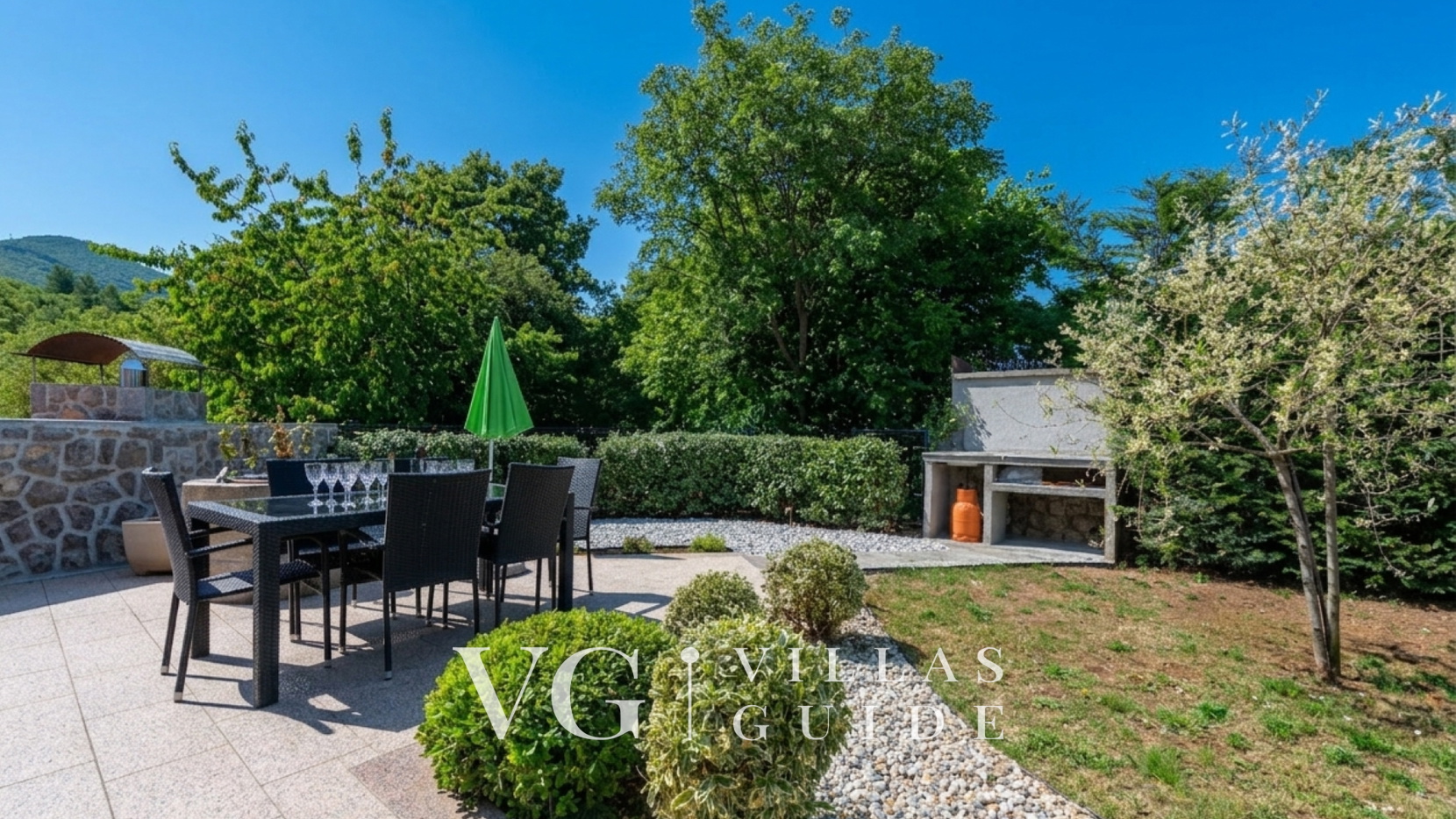 Apartman Bonaca with pool