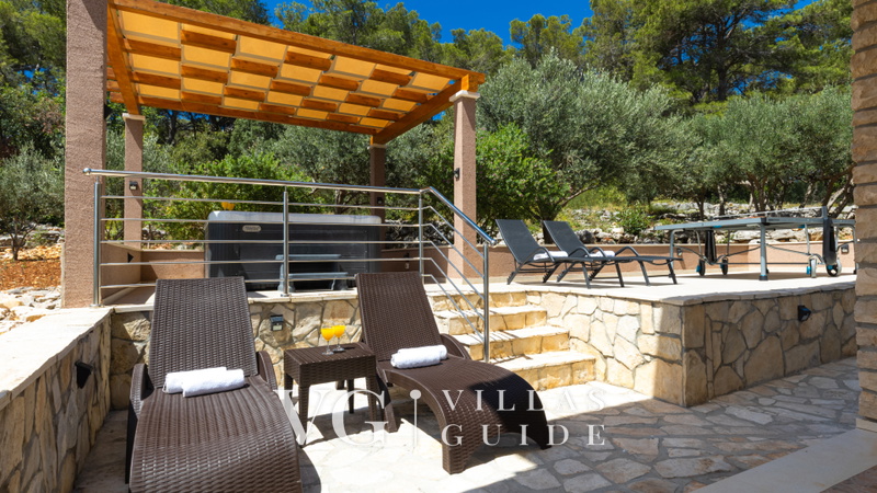 Holiday Home Franciska Garden and property exterior