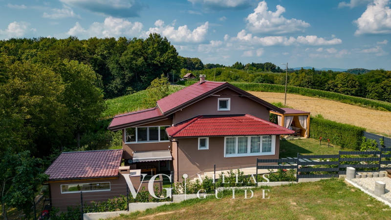 Holiday home Zen Garden and property exterior