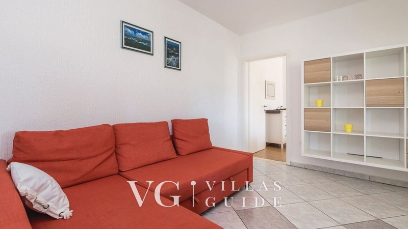 Apartment with pool Lucia Soggiorno