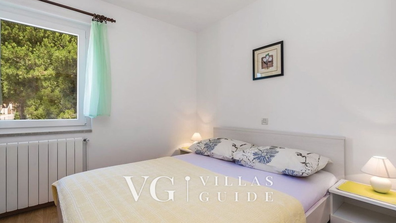 Apartment with pool Lucia