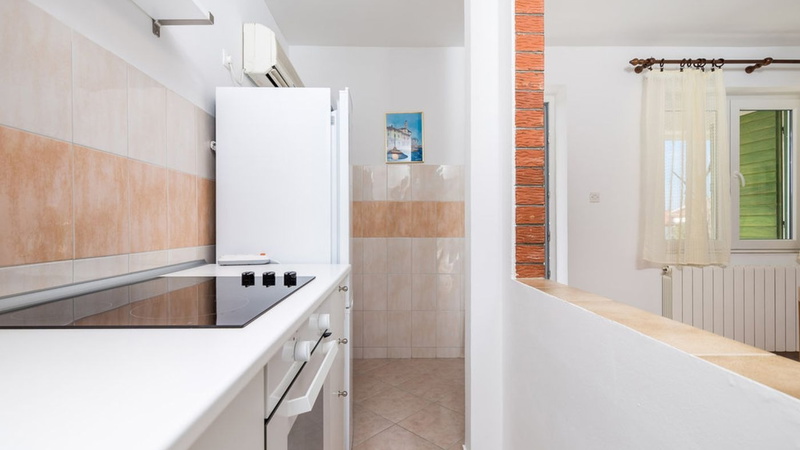 Apartment with pool Kristina