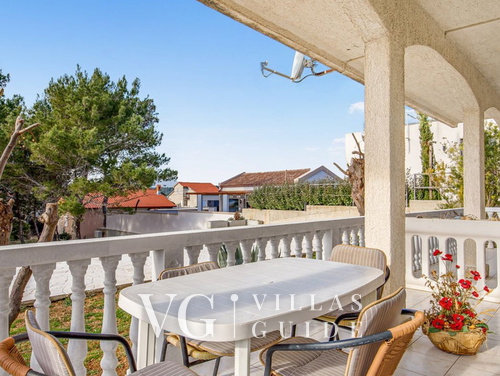 Apartment with pool Kristina