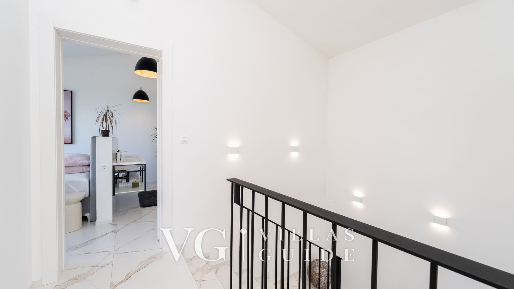 Villa Green Wave Altro