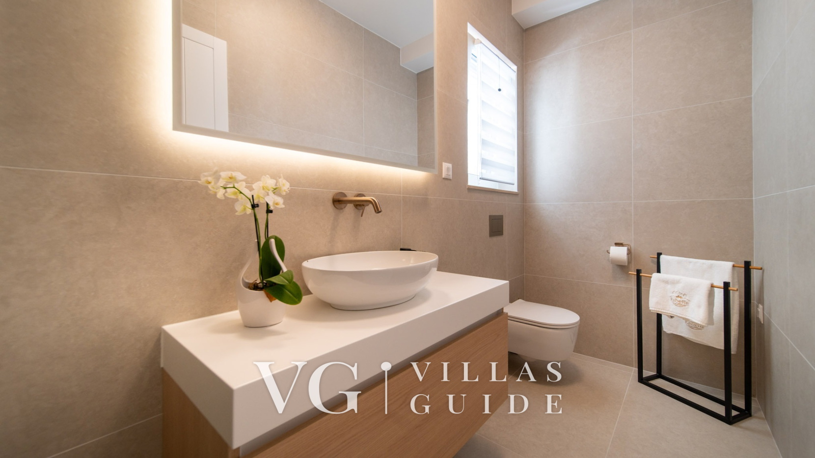 Villa Rabella – private luxury villa Croatia island Kupaonica