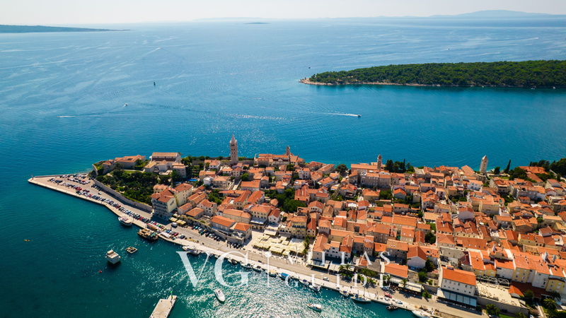 Villa Rabella – private luxury villa Croatia island Mikrolokacija