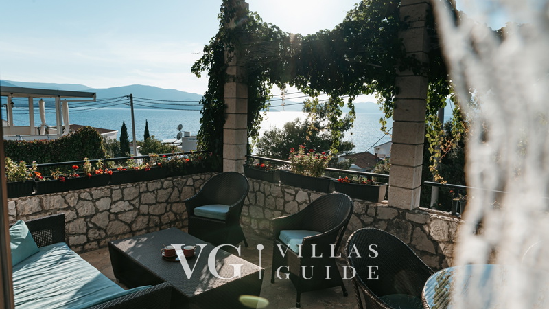 Apartman Adrian Garden and property exterior