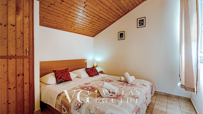 House Pelegrin with pool Spavaća soba