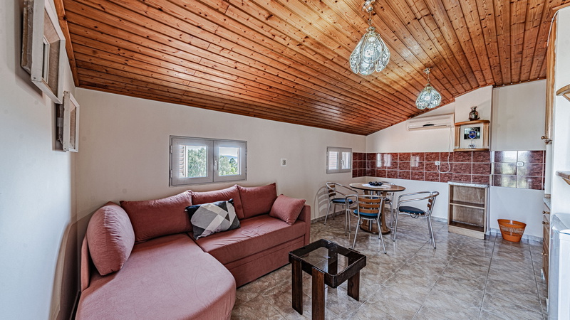 House Pelegrin with pool