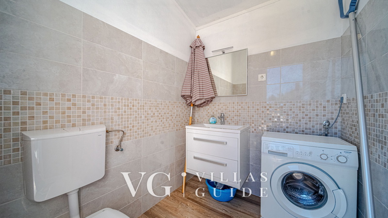 House Pelegrin with pool Bagno