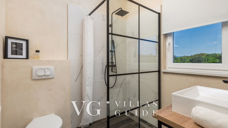 Villa Nika Bathroom