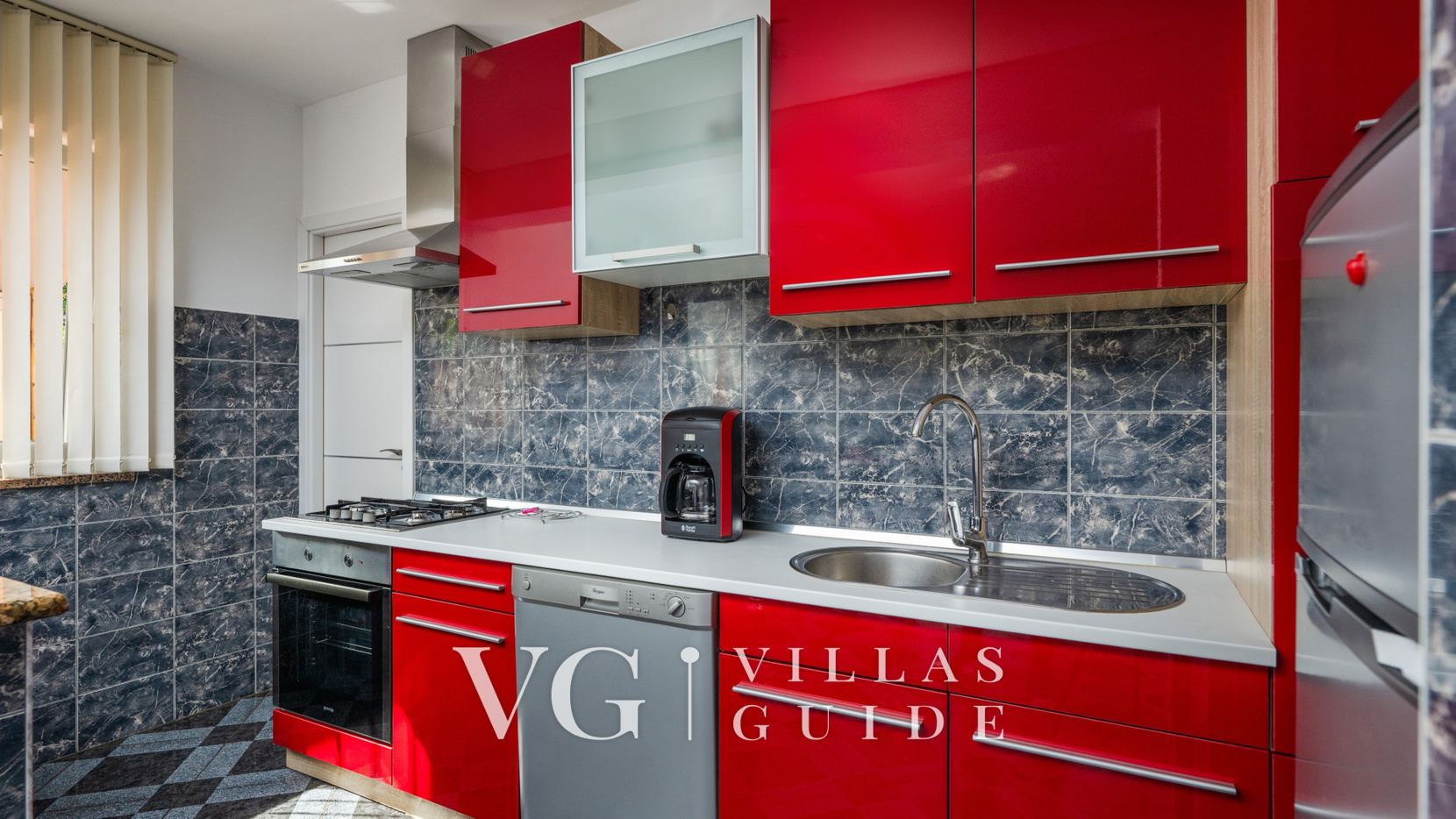 Villa Paola – Private Pool, Whirlpool & Family Activities Kuhinja
