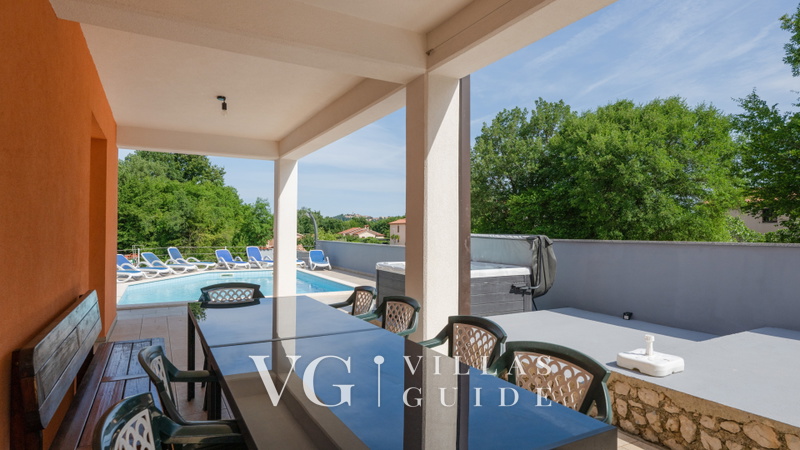 Villa Paola – Private Pool, Whirlpool & Family Activities Dvorište i vanjski dio objekta