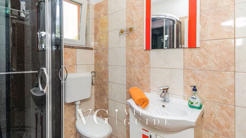 Villa Paola Bathroom