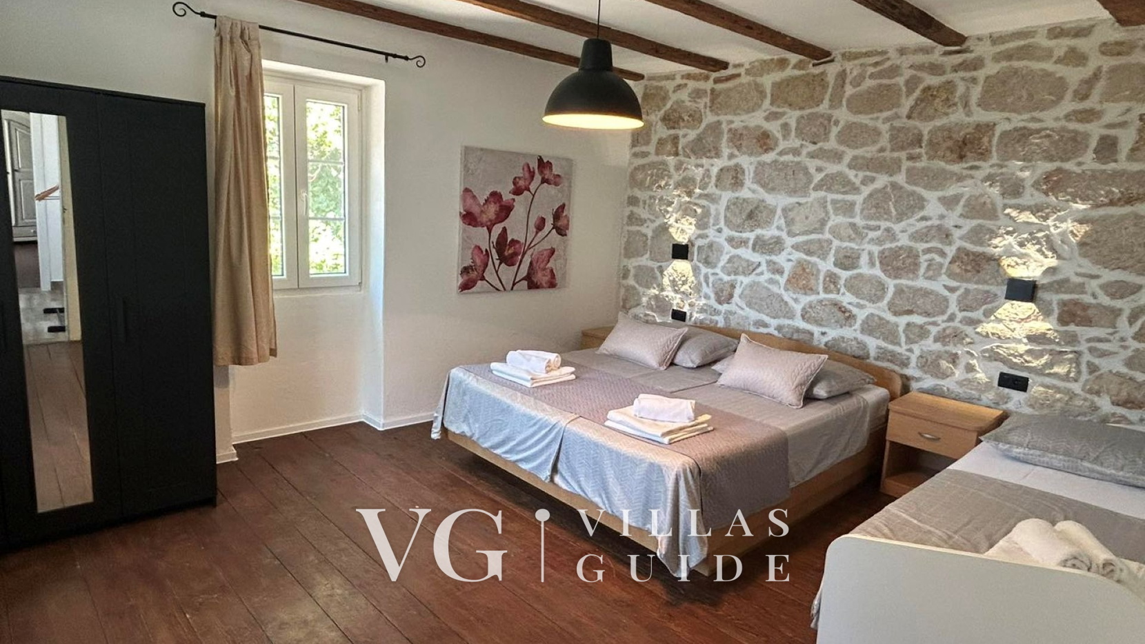 Villa Pantovcak with stunning views Spavaća soba