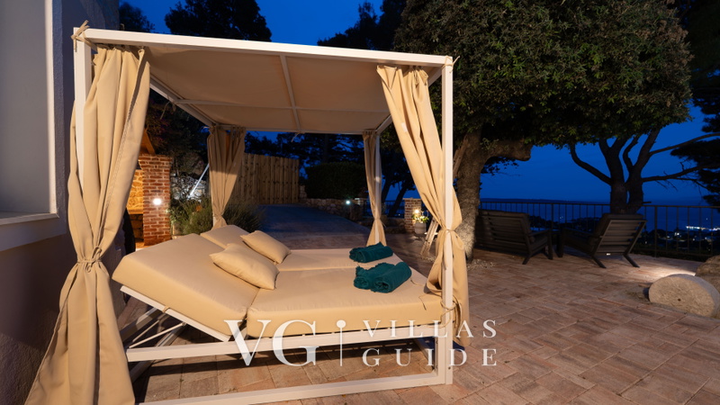 Villa Pantovcak with stunning views Additional content