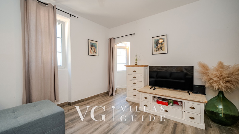 Villa Pantovcak with stunning views Living room