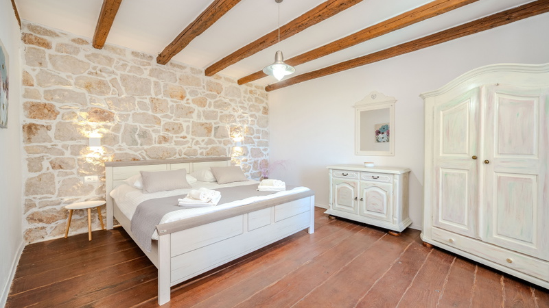 Villa Pantovcak with stunning views