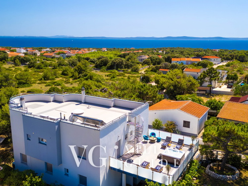 Villa Apartman Elemar