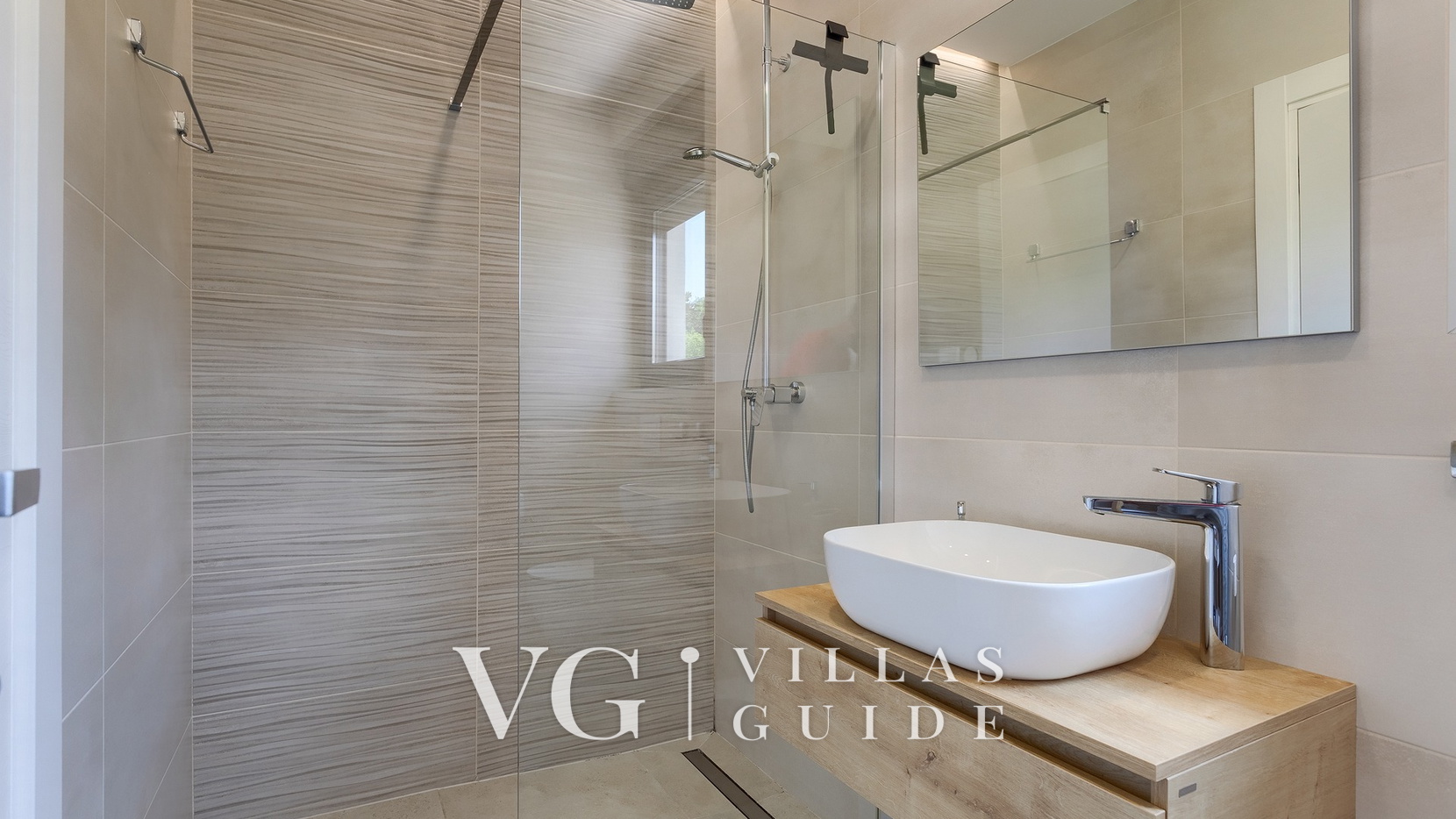 Villa Bateli Bathroom