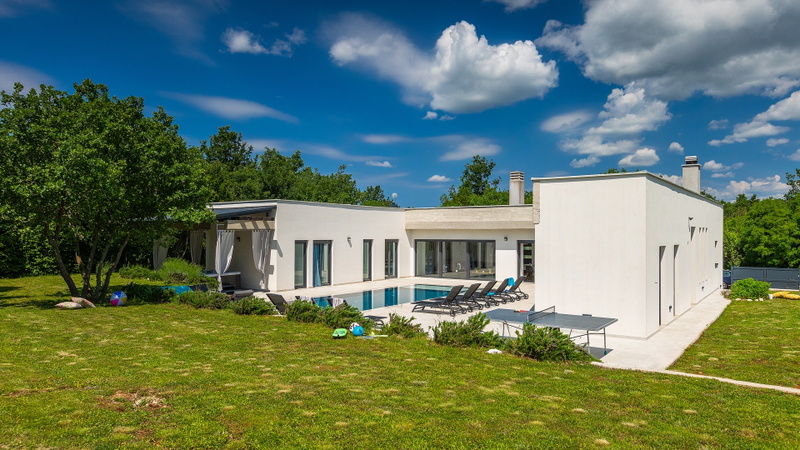 Villa Bateli