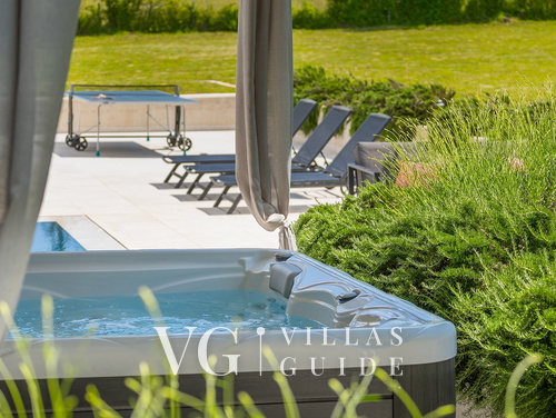 Villa Bateli