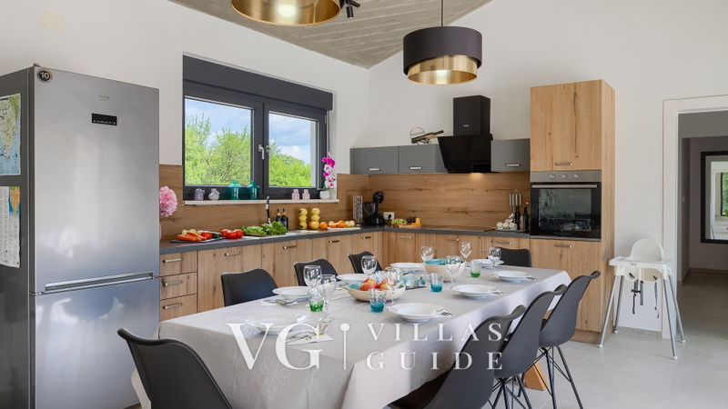 Villa Bateli Küche
